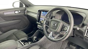 2025 Volvo 2.0 B4 MHEV Plus DCT Auto Euro 6 5-door (Grey) - Image: 6