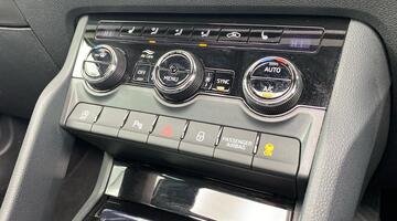 2019 Škoda 2.0 TSI SportLine DSG 4WD Euro 6 5-door (Grey) - Image: 15