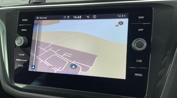 2022 Volkswagen 2.0 TDI R-Line DSG Euro 6 5-door (White) - Image: 17