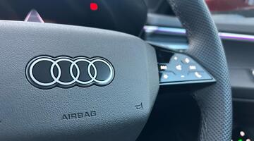 2025 Audi 2.0 TFSI S line S Tronic Euro 6 5-door (Red) - Image: 36