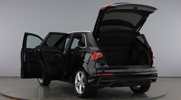 2025 Audi TFSI CoD 35 S line S Tronic Euro 6 5-door (Black) - Image: 11