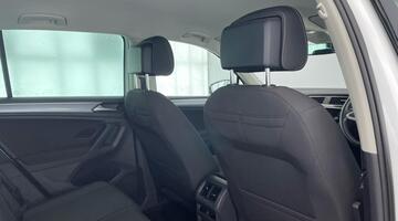 2022 Volkswagen TSI Active Euro 6 5-door (White) - Image: 29