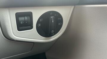 2020 Volkswagen 1.0 EVO beats Euro 6 5-door (Black) - Image: 27