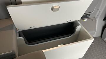 2024 Volkswagen California Camper Automatic (Grey) - Image: 26