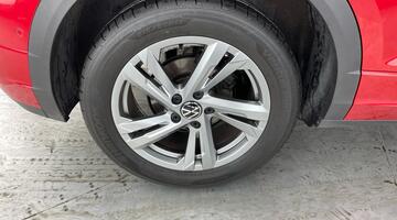 2022 Volkswagen TSI R-Line DSG Euro 6 5-door (Red) - Image: 26