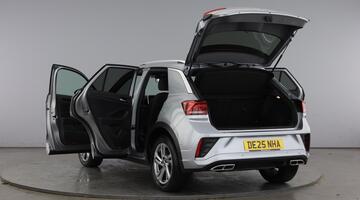 2025 Volkswagen TSI R-Line DSG Euro 6 5-door (Silver) - Image: 11