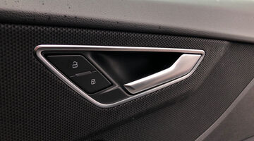 2021 Audi 1.0 TFSI 30 S line Euro 6 5-door (Black) - Image: 22