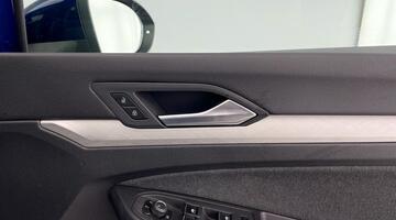 2023 Volkswagen TSI Life Euro 6 5-door (Blue) - Image: 20