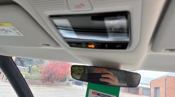 2024 Volkswagen Pro 77kWh Life Auto 5-door (Multicolour) - Image: 36