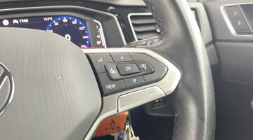 2024 Volkswagen 1.0 TSI R-Line DSG Euro 6 5-door (Black) - Image: 23