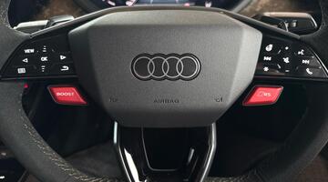 2025 Audi Performance 105kWh Carbon Black Auto quattro 4-door (Green) - Image: 22