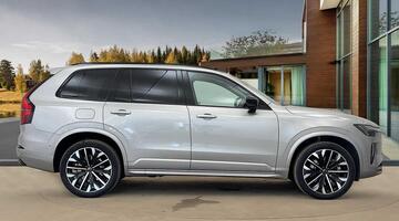 2025 Volvo 2.0 T8 18.8kWh Ultra Dark Auto 4WD Euro 6 5-door (Silver) - Image: 2