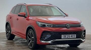 2025 Volkswagen 2.0 TDI R-Line DSG Euro 6 5-door (Red) - Image: 1