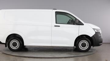 2025 Volkswagen 2.0 TDI T28 Commerce Plus FWD SWB Euro 6 5-door (White) - Image: 4