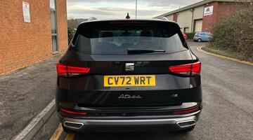 2022 SEAT TSI EVO FR Euro 6 5-door (Black) - Image: 11