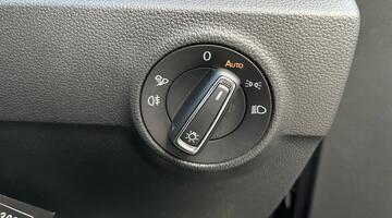 2025 Volkswagen TSI R-Line DSG 2WD Euro 6 2-door (Grey) - Image: 27