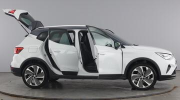 2024 SEAT 1.0 TSI FR Sport DSG Euro 6 5-door (White) - Image: 10