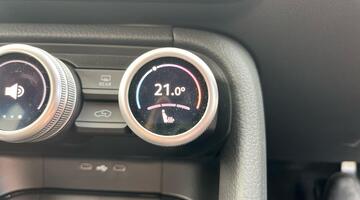 2025 Škoda TSI iV 25.7kWh SE DSG Euro 6 5-door (5 Seat) (Grey) - Image: 51