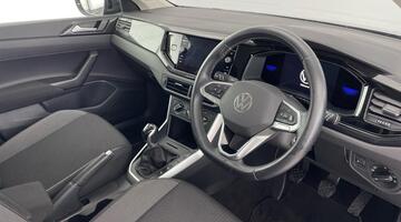 2022 Volkswagen 1.0 TSI Life Euro 6 5-door (Grey) - Image: 6
