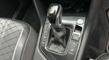 2022 Volkswagen TSI R-Line DSG Euro 6 5-door (Grey) - Image: 30