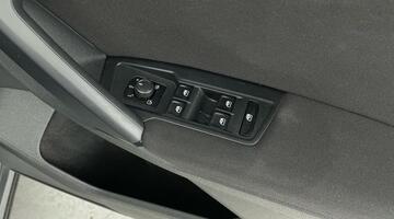 2018 Volkswagen 2.0 TDI SE Navigation DSG Euro 6 5-door (Grey) - Image: 24