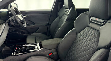 2025 Audi 100kWh S Edition 1 Sportback Auto quattro 5-door (Grey) - Image: 37