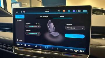 2025 Volkswagen Pro 77kWh Match Plus Tourer Auto 5-door (Grey) - Image: 28