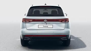 2025 Volkswagen 3.0 TDI V6 Black Edition Tiptronic 4Motion Euro 6 5-door (Silver) - Image: 4
