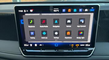 2025 Volkswagen ETSI MHEV Match DSG Euro 6 5-door (Grey) - Image: 10