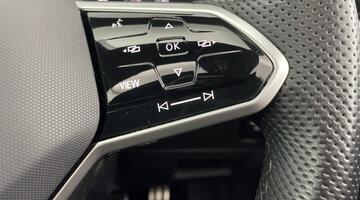 2024 Volkswagen TSI 13kWh R-Line Shooting Brake DSG Euro 6 5-door (Black) - Image: 12