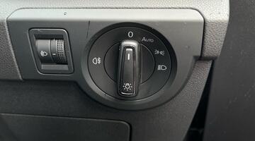 2025 Volkswagen 1.0 TSI Match Euro 6 5-door (Grey) - Image: 23