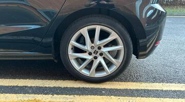 2023 SEAT 1.0 TSI FR Euro 6 5-door (Black) - Image: 16