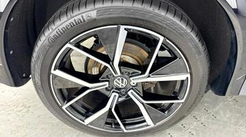 2024 Volkswagen 2.0 TDI R-Line DSG Euro 6 5-door (Grey) - Image: 29