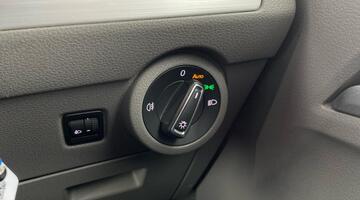 2020 Volkswagen 2.0 TDI Coast DSG Euro 6 4-door (Multicolour) - Image: 34