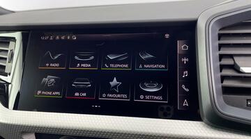 2025 Audi 1.0 TFSI 30 S line Sportback S Tronic Euro 6 5-door (Black) - Image: 18