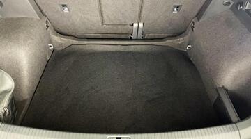 2022 Volkswagen TSI Active Euro 6 5-door (Black) - Image: 32