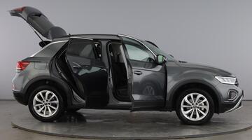 2025 Volkswagen TSI Match Euro 6 5-door (Grey) - Image: 10