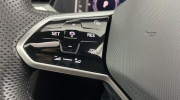 2024 Volkswagen TSI 13kWh R-Line Shooting Brake DSG Euro 6 5-door (Black) - Image: 25