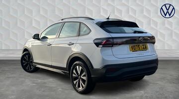 2025 Volkswagen 1.0 TSI Life Euro 6 5-door (White) - Image: 3