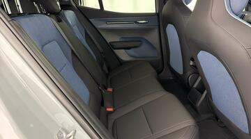 2025 Volvo Single Motor Extended Range 69kWh Plus Auto 5-door (Grey) - Image: 9