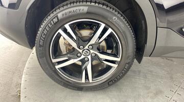 2023 Volvo 2.0 B3 MHEV Plus DCT Auto Euro 6 5-door (Black) - Image: 34