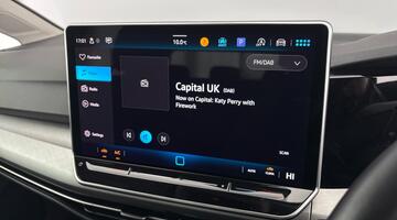 2024 Volkswagen TSI Match Euro 6 5-door (Black) - Image: 15