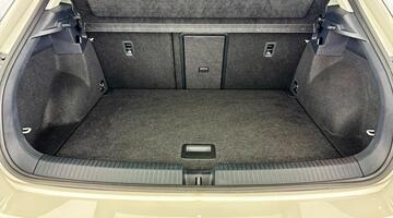 2023 Volkswagen 1.0 TSI Life Euro 6 5-door (Grey) - Image: 26