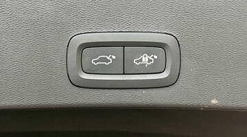 2022 Volvo 2.0 B4 MHEV Plus DCT Auto Euro 6 5-door (Silver) - Image: 18