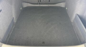 2025 Škoda 2.0 TDI SE L DSG Euro 6 5-door (Yellow) - Image: 38