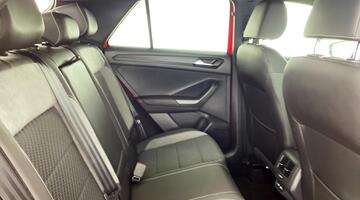 2021 Volkswagen TSI EVO R-Line DSG Euro 6 5-door (Red) - Image: 27