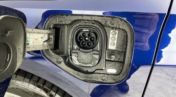 2025 Audi TFSIe 40 Sport Sportback S Tronic Euro 6 5-door 17.9kWh (Blue) - Image: 38