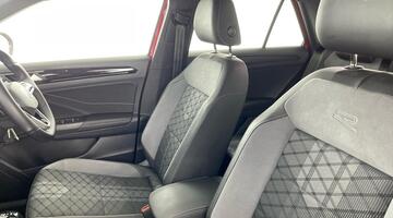 2022 Volkswagen TSI R-Line DSG Euro 6 5-door (Red) - Image: 34