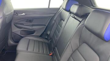 2025 Volkswagen 2.0 TSI R Black Edition DSG 4Motion Euro 6 5-door (White) - Image: 44