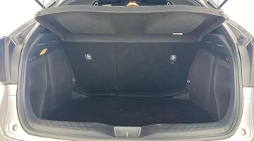 2017 Toyota VVT-h Dynamic CVT Euro 6 5-door (Silver) - Image: 28